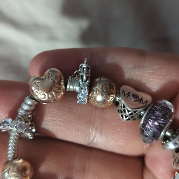 Pandora bracelet - Picture 2 of 3